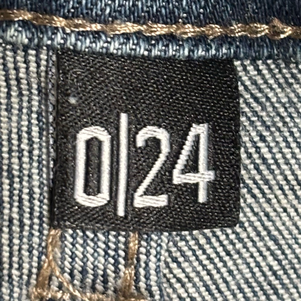Judy Blue Boot Cut Blue Jeans - Picture 5 of 12